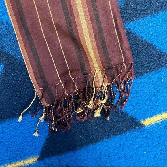 Sévya Handmade Scarf - Picture 2 of 4